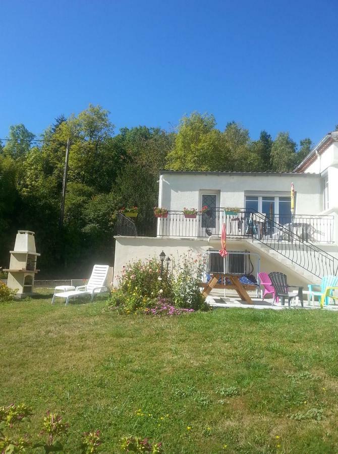 Gite De Marie Burlats Exterior foto